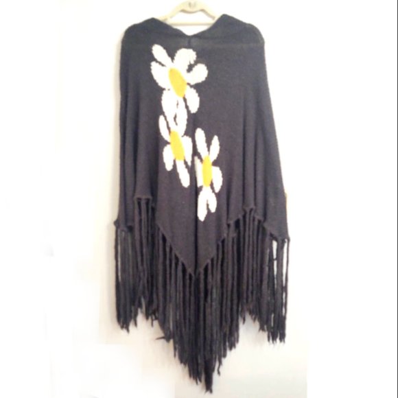 Wildfox White Label Oversized Daisy Fringed Hooded Poncho - Picture 4 of 7